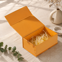 Boîte d'emballage de parfum sur mesure de luxe, finition mate, doublure en éponge, fermeture magnétique, pour emballage de vente au détail haut de gamme et écologique