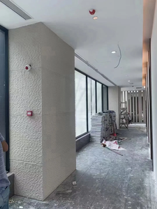 Revêtement mural extérieur en pierre flexible artificielle, facile à installer, écologique, ignifuge, carreaux muraux en placage beige pour la décoration - Product Image 6