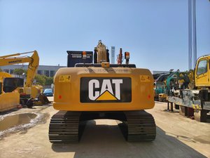 รถขุดตีนตะขาบ CAT 320D มือสองจากญี่ปุ่นแท้ คุณภาพสูง สำหรับงานก่อสร้าง - Product Image 3