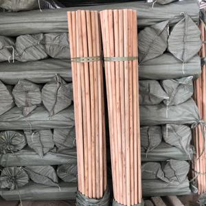 Mango de madera natural <span class=keywords><strong>Barniz</strong></span> Mango de 150 cm Rastrillo Palo de madera Fregona con enchufe de metal Mango largo de madera para accesorio de limpieza industrial - Product Image 6