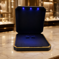 Boîte à bijoux personnalisée avec éclairage LED, étui en cuir noir mat pour présentation de luxe, 2 pièces, possibilité de personnaliser le logo