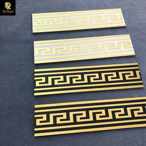 <span class=keywords><strong>Piastrelle</strong></span> Springletile Personalizzate per Decorazione di Pareti <span class=keywords><strong>e</strong></span> Pavimenti del Bagno, Ceramica Lucida a Specchio con Bordo Dorato <span class=keywords><strong>e</strong></span> <span class=keywords><strong>Nero</strong></span> di Lusso - Product Image 3