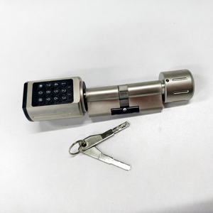 OEM S01 กุญแจล็อคอัจฉริยะแบบดิจิตอล สแกนลายนิ้วมือ พร้อมระบบจัดเก็บข้อมูลบนคลาวด์ สำหรับประตูไม้/เหล็ก - กุญแจล็อคอิเล็กทรอนิกส์กันน้ำเพื่อความปลอดภัย - Product Image 1