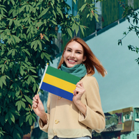 Vente en gros Offre Spéciale pays du monde 14*21cm drapeau agitant la main du Gabon avec tige en bois