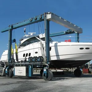 100 Ton 150 Ton travel lift Yacht Crane Mobile Lift Boat para la venta