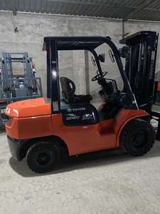 Hoge Kwaliteit Toyota30 <span class=keywords><strong>3ton</strong></span> 4.5M Uitgerust Side Shift Gebruikte Heftruck Fabriek Prijs Dieselmotor <span class=keywords><strong>Japan</strong></span> Merk Gebruikte Heftruck Te Koop - Product Image 2