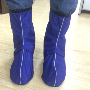 Couvre-chaussures réglable OEM ODM personnalisé en usine Couvre-chaussures antidérapant imperméable à la poussière avec crochet et boucle et corde élastique - Product Image 2