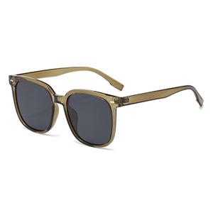 New sunglasses women's high-end polarized sunglasses anti-ultraviolet large <b>frame</b> face small driving TR sunglasses big <b>name</b> - Product Image 5
