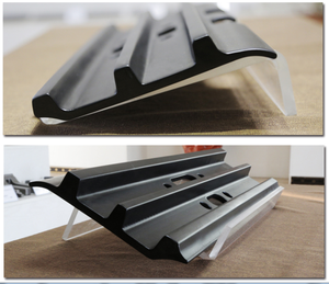 แผ่นรองเท้าแทรคเตอร์ D10 320b D4h,อะไหล่รถปราบดินตีนตะขาบตีนตะขาบรองเท้าสามส่วนสำหรับรถเครนรถตักดิน - Product Image 4