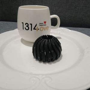 ที่คาดผมทรงโดนัทสำหรับฤดูร้อน แบบไม่ต้องใช้กิ๊บ สำหรับทำผมทรง Messy Bun หรือผมหางม้าสูง พร้อมดีไซน์ประดับคริสตัลวิบวับ สำหรับสั่งซื้อจำนวนมาก - Product Image 2