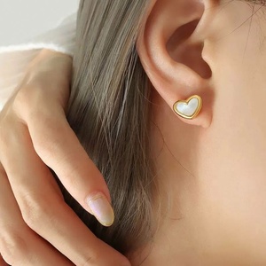 Ensemble de bijoux ZYO personnalisé en acier inoxydable pour femmes, collier, boucles d'oreilles, bracelet, ensemble de bijoux en forme de cœur, coquille blanche, cœur, ensembles en or 18 carats - Product Image 3
