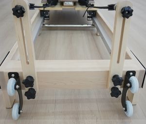 Équipement de lit pliable portable de haute qualité en érable réformateur pliant Pilates Studio Pilates réformateur à vendre - Product Image 4