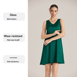 <span class=keywords><strong>Camicia</strong></span> <span class=keywords><strong>da</strong></span> <span class=keywords><strong>Notte</strong></span> Estiva <span class=keywords><strong>da</strong></span> Donna in Poliestere Leggero <span class=keywords><strong>con</strong></span> Scollo a V Senza Maniche e <span class=keywords><strong>Spalline</strong></span> Larghe - Product Image 1