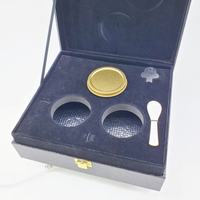 Boîte cadeau rigide en carton recyclable écologique sur mesure, fabrication artisanale, fermeture magnétique, finition noire mate de qualité supérieure