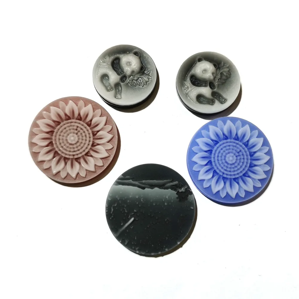 Wholesale Quality Carved Round Agate Cameo Cabochon Stone Natural Stone Pendants für 925 sterling Silver Necklace Jewelry