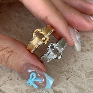 แหวนเงินแท้ S925 รูปทรง O ล็อคแบบโบราณ สไตล์เกาหลี หรูหราเบาๆ สำหรับผู้หญิง ดีไซน์ขัดเงา วินเทจ ขนาดกลาง - Product Image 3