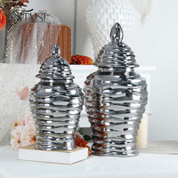 J309GA Ensemble de grands pots de gingembre en céramique pour décoration de sol, vase de luxe blanc et or pour cheminée de couloir d'hôtel