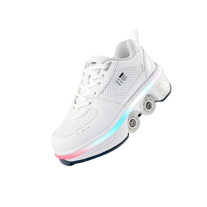 Vente en gros de chaussures de skate d'extérieur WECOO, nouveau design, tendance mode, <span class=keywords><strong>4</strong></span> <span class=keywords><strong>roues</strong></span> rétractables, chaussures de <span class=keywords><strong>roller</strong></span> LED pour enfants - Product Image 2