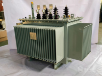 Transformateur élévateur triphasé immergé dans l'huile à haute fréquence 400 Kva à économie d'énergie personnalisé en usine