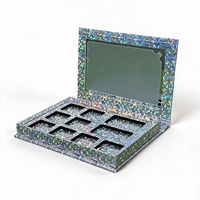 Boîte de palette de fards à paupières en papier holographique durable et écologique avec fermeture magnétique |   Emballage de maquillage irisé avec des caractéristiques distinctives