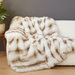 Manta de Felpa Suave de Invierno con Estampado Animal, Lavable y Duradera de Alta Calidad Zhengtai - Product Image 1
