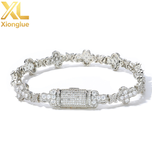 Élégant Bracelet Hip-Hop Unisexe en Zircon Étoile Croisée de 10 mm, Bijou de Luxe Polyvalent Style Cubain - Product Image 2