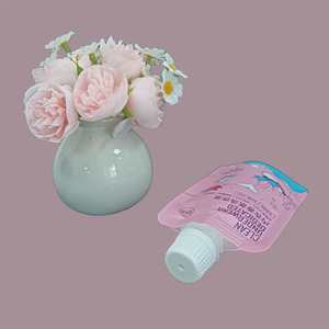 Bolsa de Embalaje para Ropa Interior con Boquilla de PE de 50 ml, Impresión Personalizada con Grabado, Reciclable, con Logotipo Personalizado para Cuidado Personal - Product Image 6