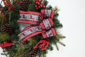 High Quality Customized Artificial Decoration Christmas Wreaths 30inch Indoor Plastic Christmas Wreaths - Product Image 3