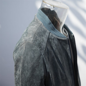 جاكيت جلد سويدي للرجال بالجملة من المصنع، تصميم مخصص لفصلي الخريف والشتاء، مقاسات كبيرة، جاكيت سويدي أنيق بطراز سباق الدراجات النارية - Product Image 4