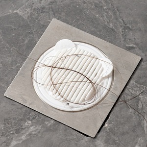 Couvre-gobelet en silicone avec design ondulé pour tasses, couvercle réutilisable et coloré - Product Image 2