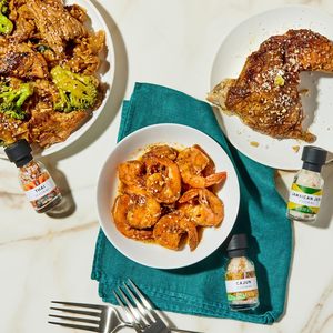 Coffret Cadeau de Collection d'<span class=keywords><strong>Épices</strong></span> Gourmandes avec Assaisonnements Grecs, Italiens, Mexicains et <span class=keywords><strong>Cajun</strong></span>, Incluant Sel et Poivre en Boîte - Product Image 3