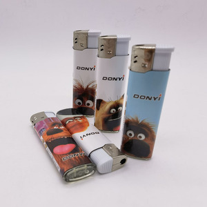 Dongyi Vente à Chaud Classique Logo Personnalisé Briquet de Cigarettes <span class=keywords><strong>Électronique</strong></span> Jetable Rechargeable <span class=keywords><strong>Smok</strong></span> Accessoires Briquet Akmak - Product Image 4
