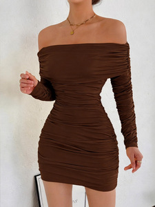 Vestido de fiesta sexy casual con hombros descubiertos, manga larga, cuello de un solo hombro, plisado, ajustado y con vuelo en la cadera. - Product Image 6