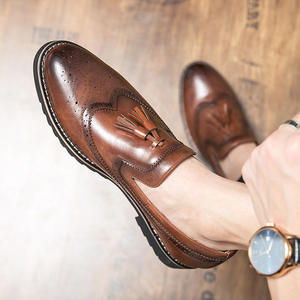 Nouvelles Chaussures Oxford en Cuir Imperméables Artisanales de Luxe Décontractées Britanniques pour Hommes – Idéales pour Mariage, Bureau et Tenues Professionnelles - Product Image 3