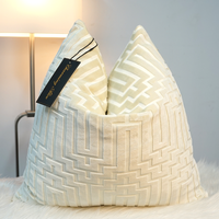 Housse de coussin décorative de luxe personnalisable en jacquard léopard crème, argenté, doré ou noir pour la maison, l'hôtel et le canapé