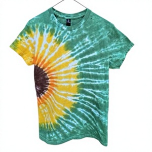 T-shirt pour femme 100% Coton Jersey simple, col en V doux, manches courtes, imprimé Tie-Dye, en tissu tricoté effet toile, avec impression par décoloration et bouton - Product Image 2