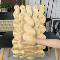 Yiwigs Usine En Gros Prix 10A 12A Remy Brésilienne Vierge Extensions De Cheveux Humains Et Corps Vague 613 Faisceaux de Cheveux Blonds