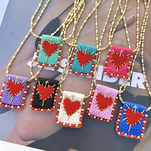 Collar y Pulsera con Dije <span class=keywords><strong>de</strong></span> Corazón Rojo, Collar <span class=keywords><strong>de</strong></span> Tela Miyuki <span class=keywords><strong>Tejido</strong></span> a Mano, Collar con Cadena y Dije <span class=keywords><strong>de</strong></span> Corazón con Cuentas <span class=keywords><strong>de</strong></span> Color Dorado - Product Image 1