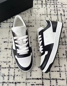 รองเท้าผ้าใบผู้ชายแฟชั่น พื้นหนา ใส่ได้หลากหลายสไตล์  รองเท้ากีฬาลำลอง  รองเท้าทรงทันสมัย  รองเท้าบาสเก็ตบอลสีขาวรุ่นใหม่ ระบายอากาศได้ดี - Product Image 3