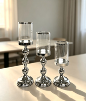 Hurricane Kerzenhalter, Eleganter Hoher Stabkerzenständer, Optional Säulenkerze, Maßgefertigte Größe & Oberfläche für Hochzeitstisch Heim-Deko