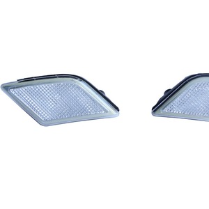 Mercedes-Benz C-Class W204 Side Marker Light White A2048200121 A2048200221 Replacement Part - Product Image 4