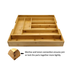 Organisateur de <span class=keywords><strong>tiroir</strong></span> de cuisine rectangulaire en bambou plateau à couverts extensible avec finition laquée pour couverts et argenterie - Product Image 4