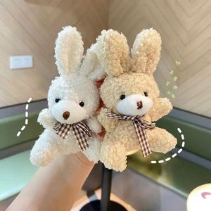 Mini lapin en peluche de 8 cm, doux et rembourré, avec nœud papillon, style poupée, idéal comme porte-clés ou cadeau pour mariage et fêtes - Product Image 2