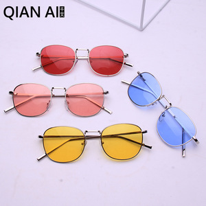 Lunettes de soleil carrées en métal Harajuku, monture argentée Ocean Powder, verres en acrylique, protection UV 100%, style streetwear unisexe - Product Image 3