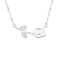 Elegante Collar con Colgante de Flor de Tulipán con Incrustaciones de Diamantes CZ en Plata de Ley S925 para el Día de la Madre