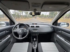 <span class=keywords><strong>Suzuki</strong></span> <span class=keywords><strong>Swift</strong></span> <span class=keywords><strong>Sport</strong></span> 1.6L Turbo Hatchback d'occasion, automatique, conduite à gauche, sièges en cuir, pneus R15 - Product Image 5