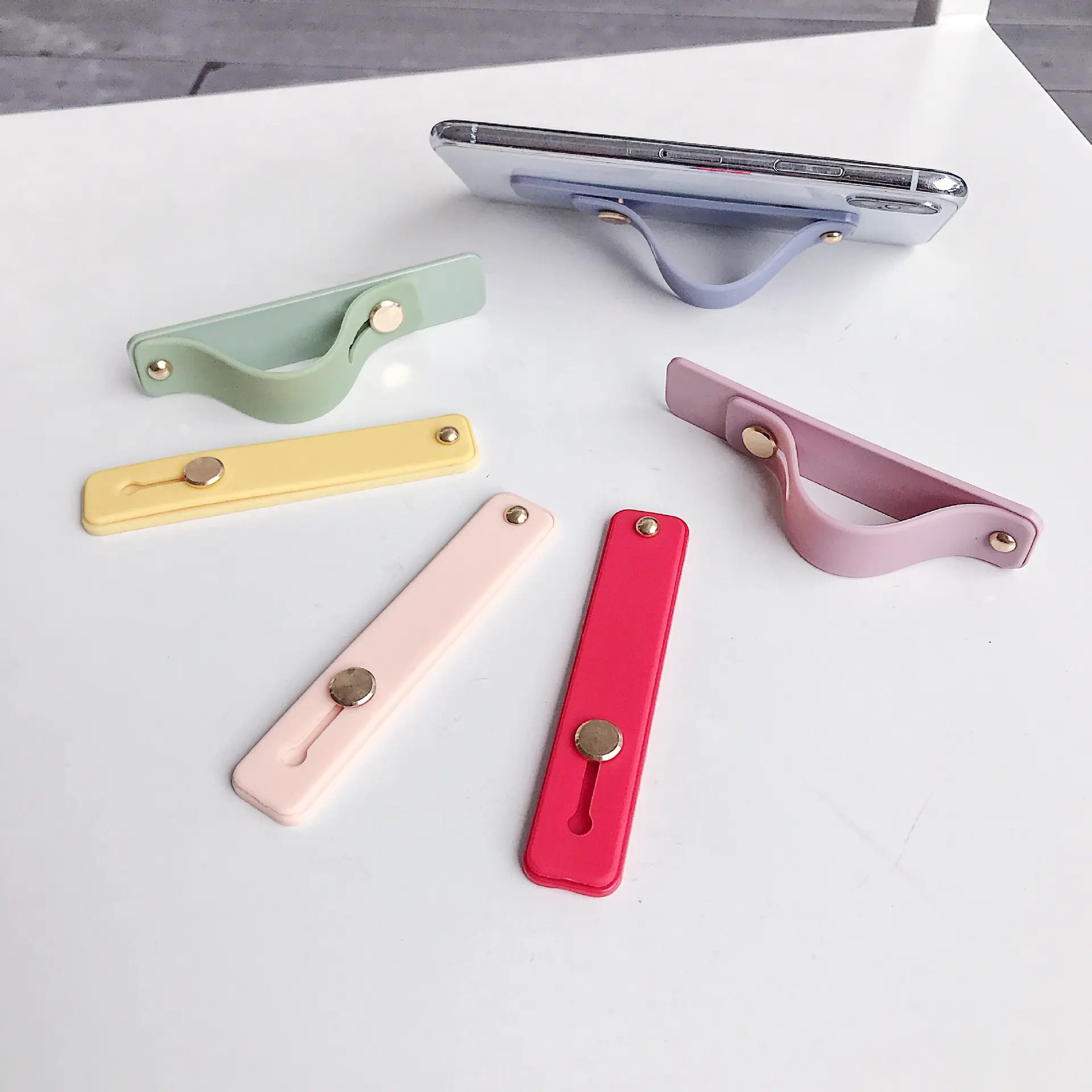 Plain Color Silicon Phone Hand Finger Ring Holder Band Holders Wristband Strap Push Pull Grip Desk Stands Brackets For IPhone