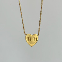 Collar de acero inoxidable tallado personalizado 18K chapado en oro Ángel número 11:11 collar con colgante en forma de corazón para joyería de mujer