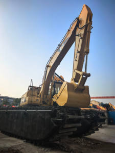 Excavadora Anfibia Usada de 320CL, 21 Toneladas, con Bomba de Motor y Tipo Oruga, Capacidad de Cucharón de 1.2m - Product Image 4