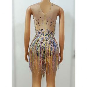 Sexy senza maniche con nappine e paillettes per Performance da palcoscenico tuta corta da donna body body da donna